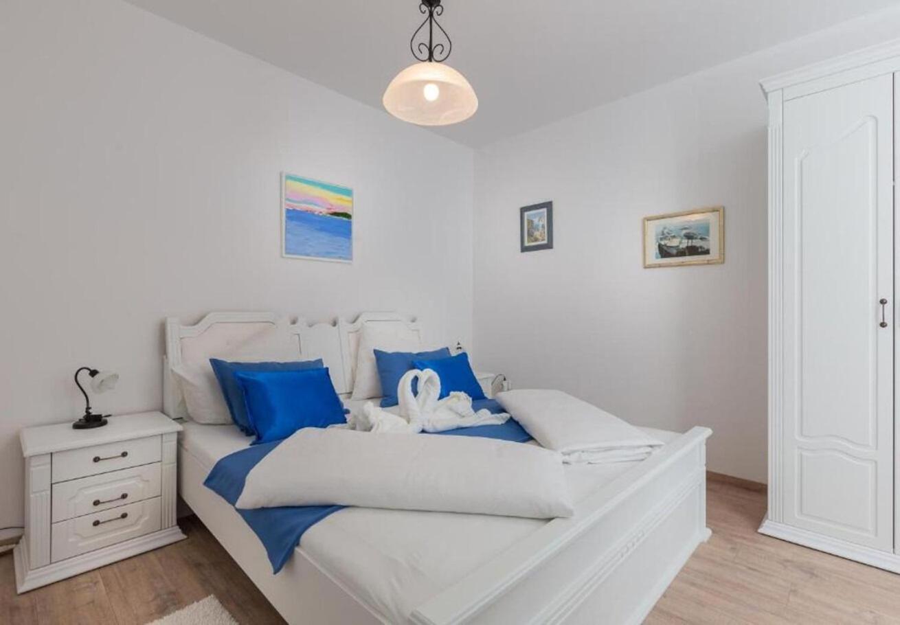 Apartments Ante - With Pool Cavtat Exterior photo
